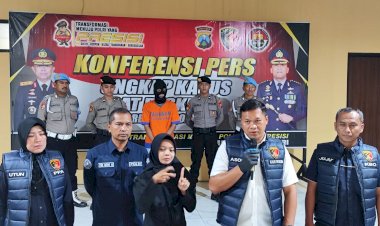Polisi-bersama-Warga-Tangkap-Begal-Payudara